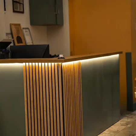 Grand Rafinn Boutique מלון