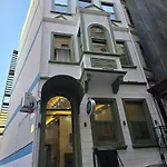 Grand Rafinn Boutique Hotel