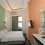 Grand Rafinn Ξενοδοχείο 3*