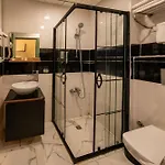 Grand Rafinn Boutique