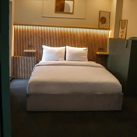 Отель Grand Rafinn Boutique
