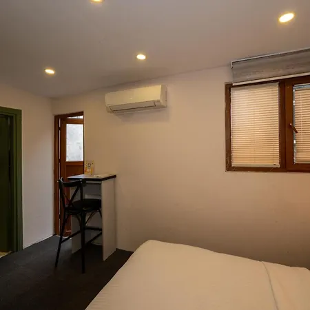 Grand Rafinn Boutique Hotel