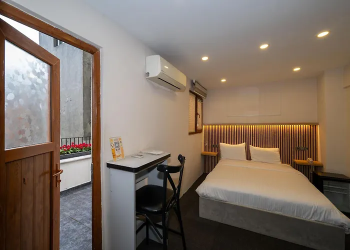 Отель Grand Rafinn Boutique 3*